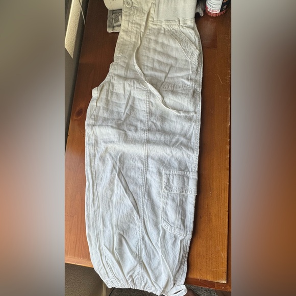 Aeropostale White Linen Cargo Capri Pants - Picture 1 of 5
